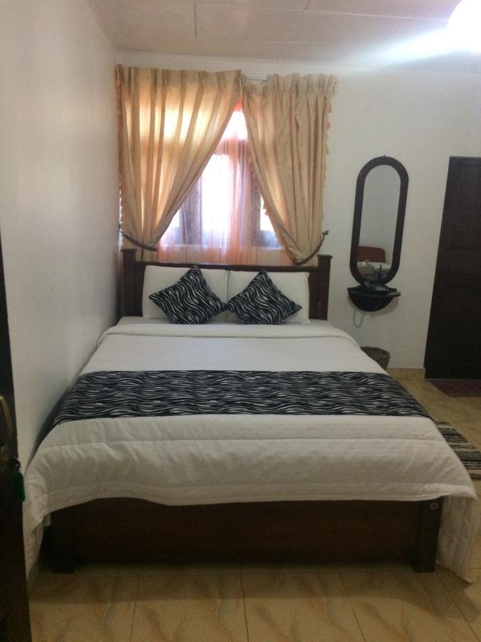 نوفارا إيلِيا Blue Wing Inn المظهر الخارجي الصورة